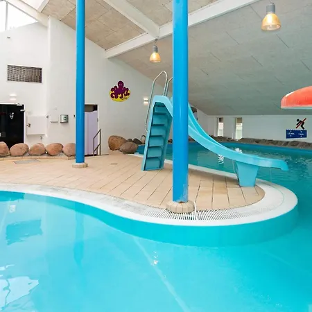 Lxxii Ferienhaus *